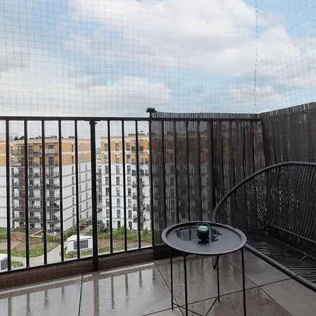 Apartment Wlochy Borsucza Modern By Renters *