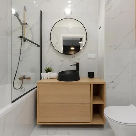 Wlochy Borsucza Modern By Renters Apartment *